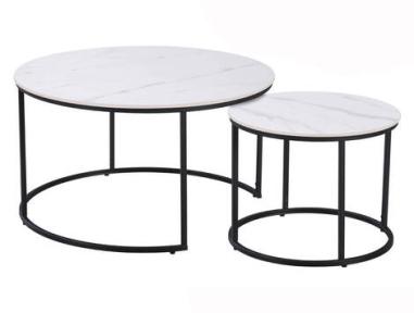 Set de mesas Café sobre cerámico efecto mármol